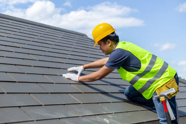 Best Commercial Roofing Services  in Greens Farms, CT
