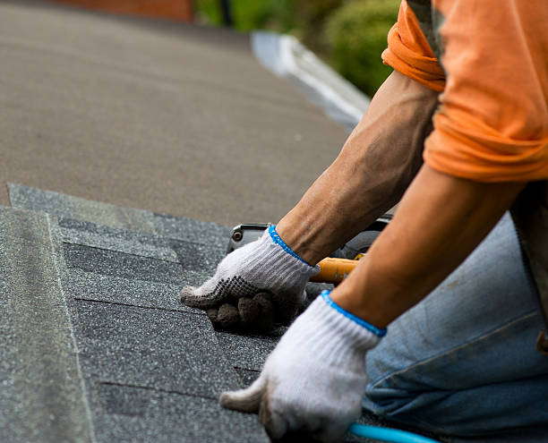 Best Emergency Roof Repair  in Greens Farms, CT
